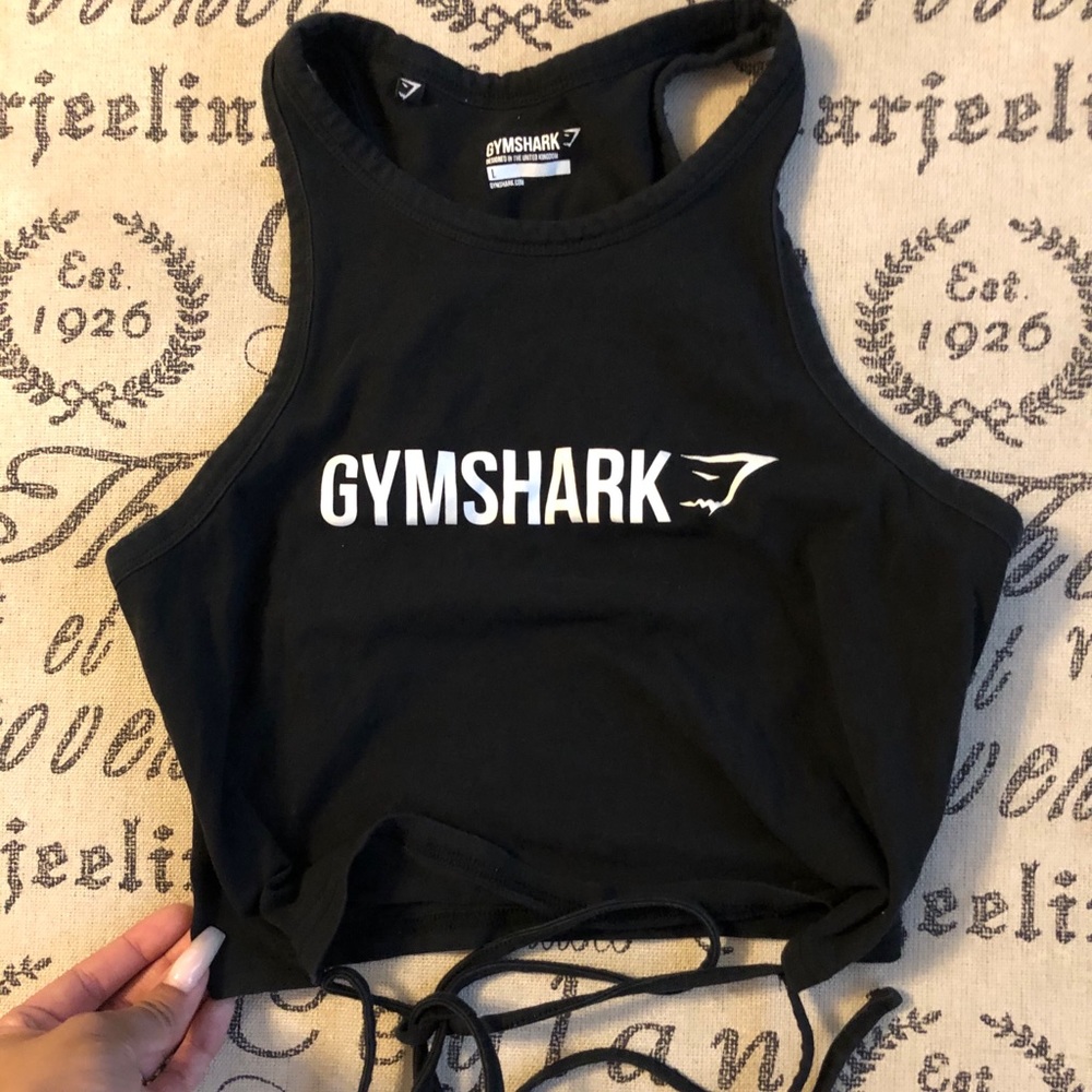 Gym shark tie crop top